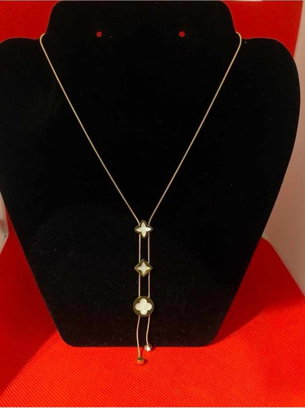 Source Unknown Gold Lariat Necklace with White Clover Accents
